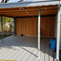 Créer une atmosphère méditerranéenne avec une pergola en fer forgé Villeneuve-la-Garenne